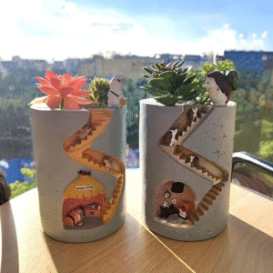 SnuggleNest™ Hedgehog or Bunny Planter – Resin Succulent Pot & Desk Organizer | Cute Animal Garden Décor for Home, Office & Gifts
